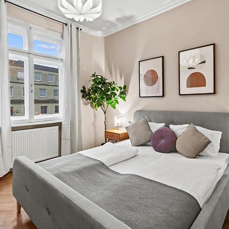 Modern Apartment, 3 Min To "U3 Neubaugasse" Виена Екстериор снимка