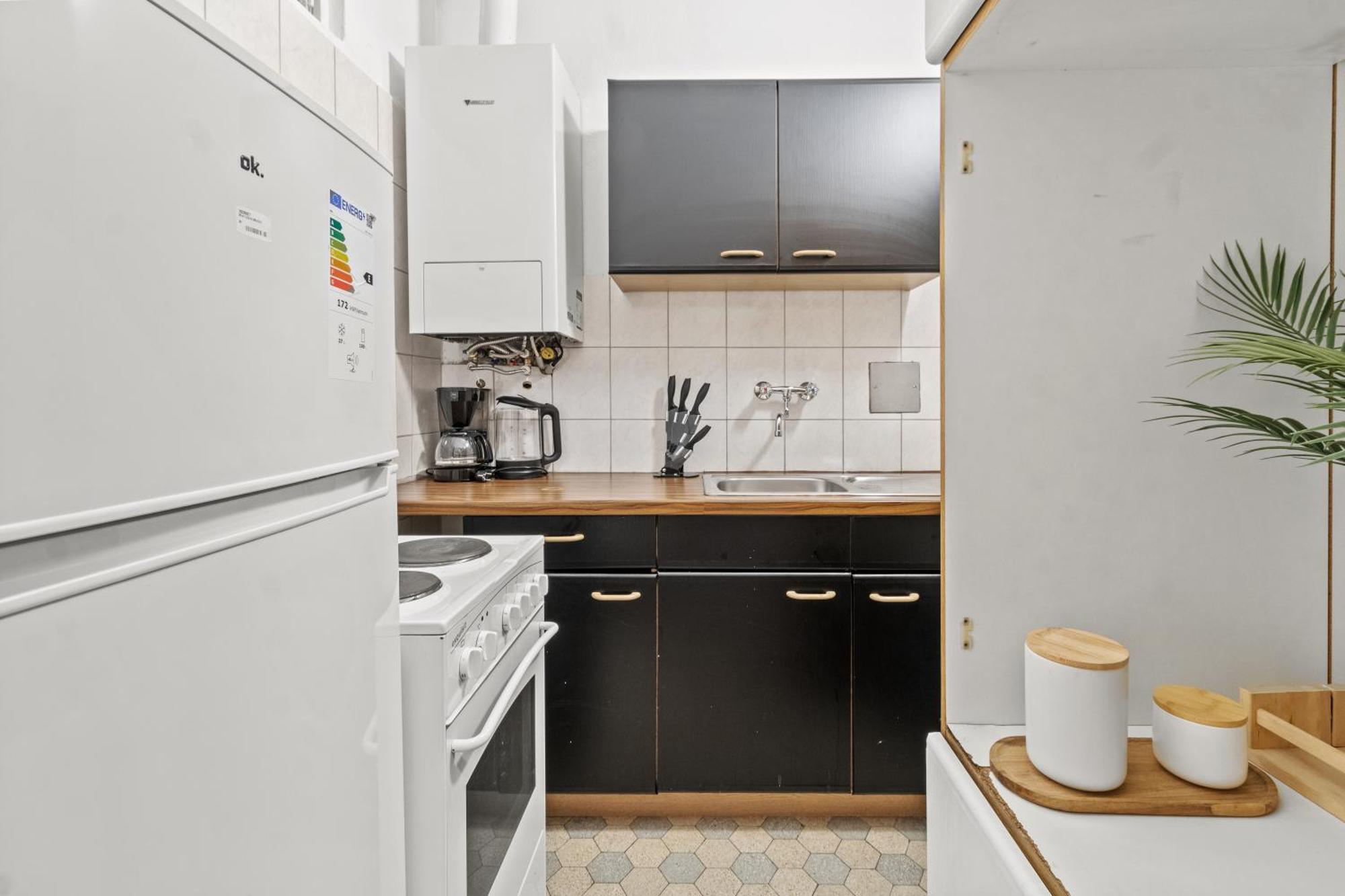 Modern Apartment, 3 Min To "U3 Neubaugasse" Виена Екстериор снимка